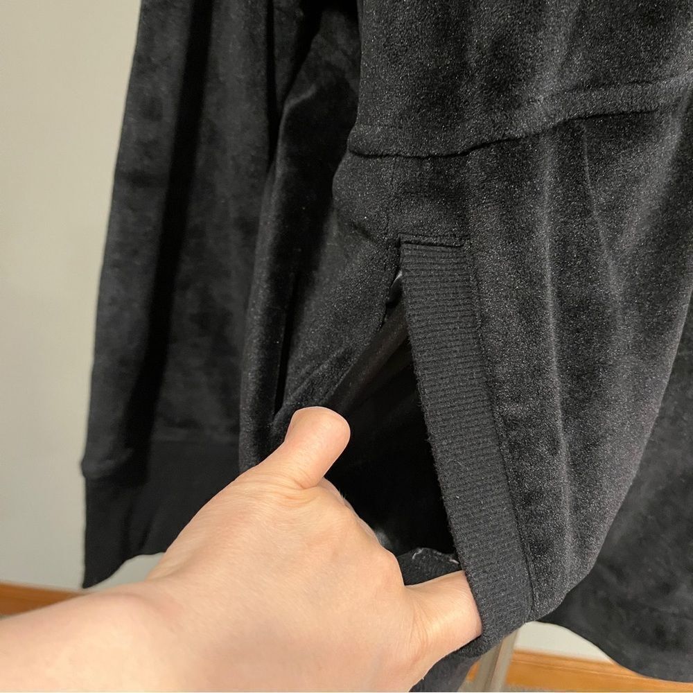 Dkny oversized Velvet Black Wrap Pullover Hoodie Kangaroo Pocket Size M - Picture 6 of 15